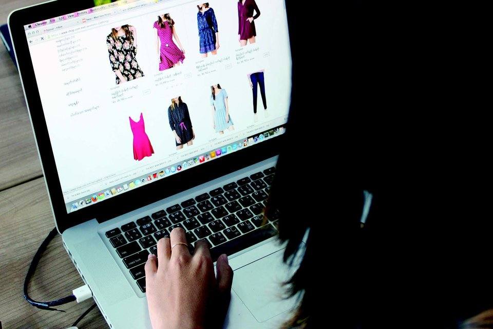rsz_1online_shopping_ecommerce_payment_myanmar