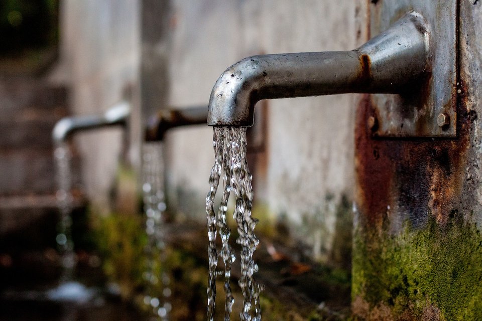 rsz_faucet-1684902_1920